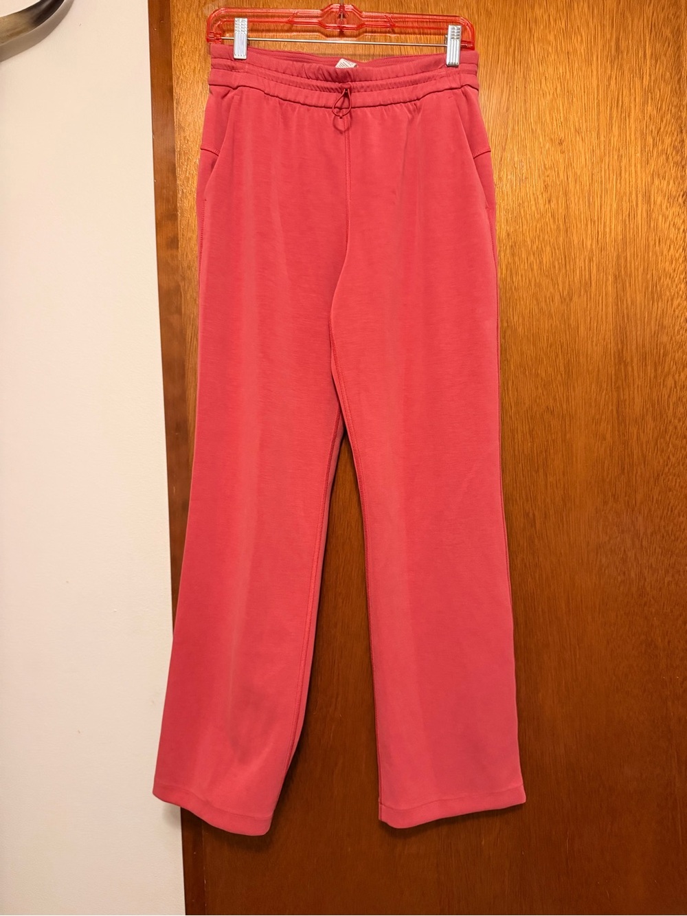 Lululemon workout pants